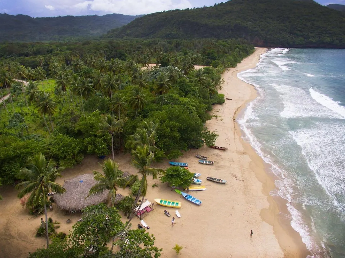 ** リゾート Dominican Tree House Village El Valle ドミニカ共和国